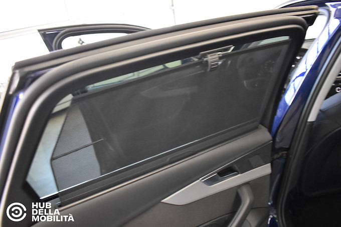 AUDI A4 Avant 40 g-tron S tronic Business Advanced